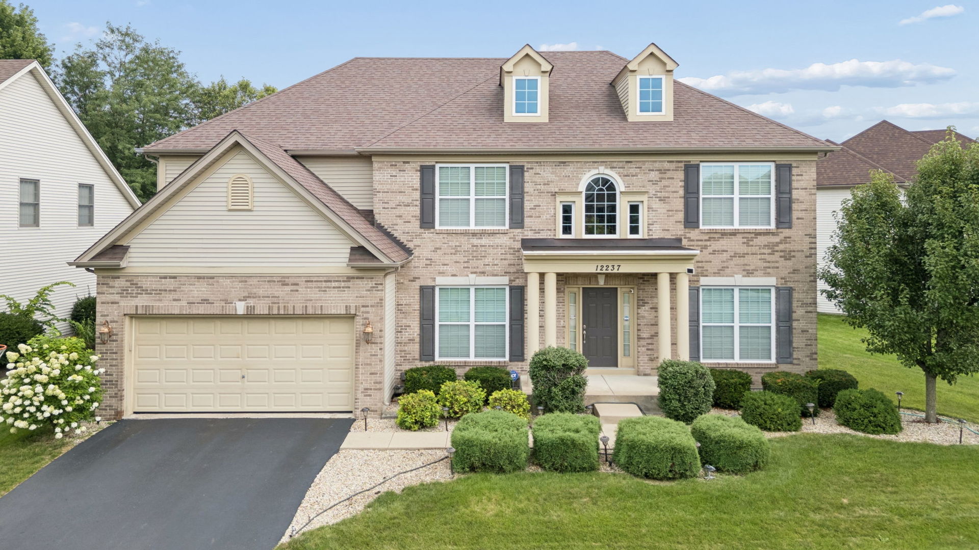 12237 Winterberry Lane Property Photo 37