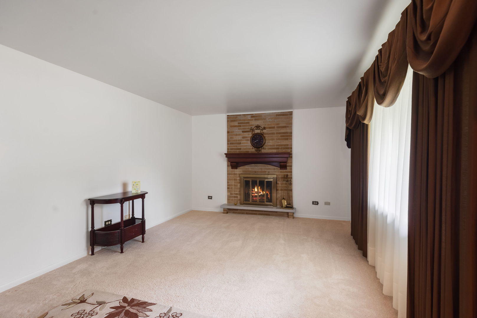 12727987 Property Photo 2