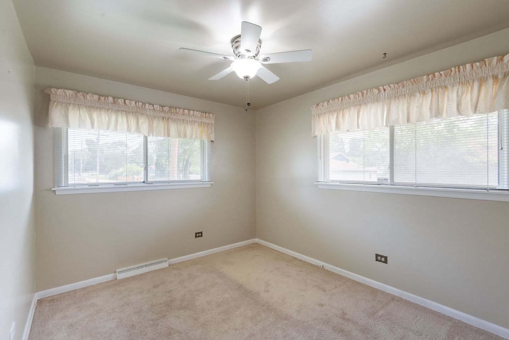 12727987 Property Photo 7