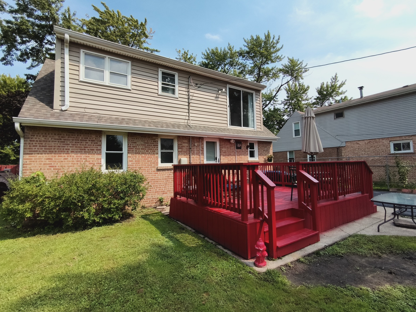 6806 Maple Court Property Photo 4