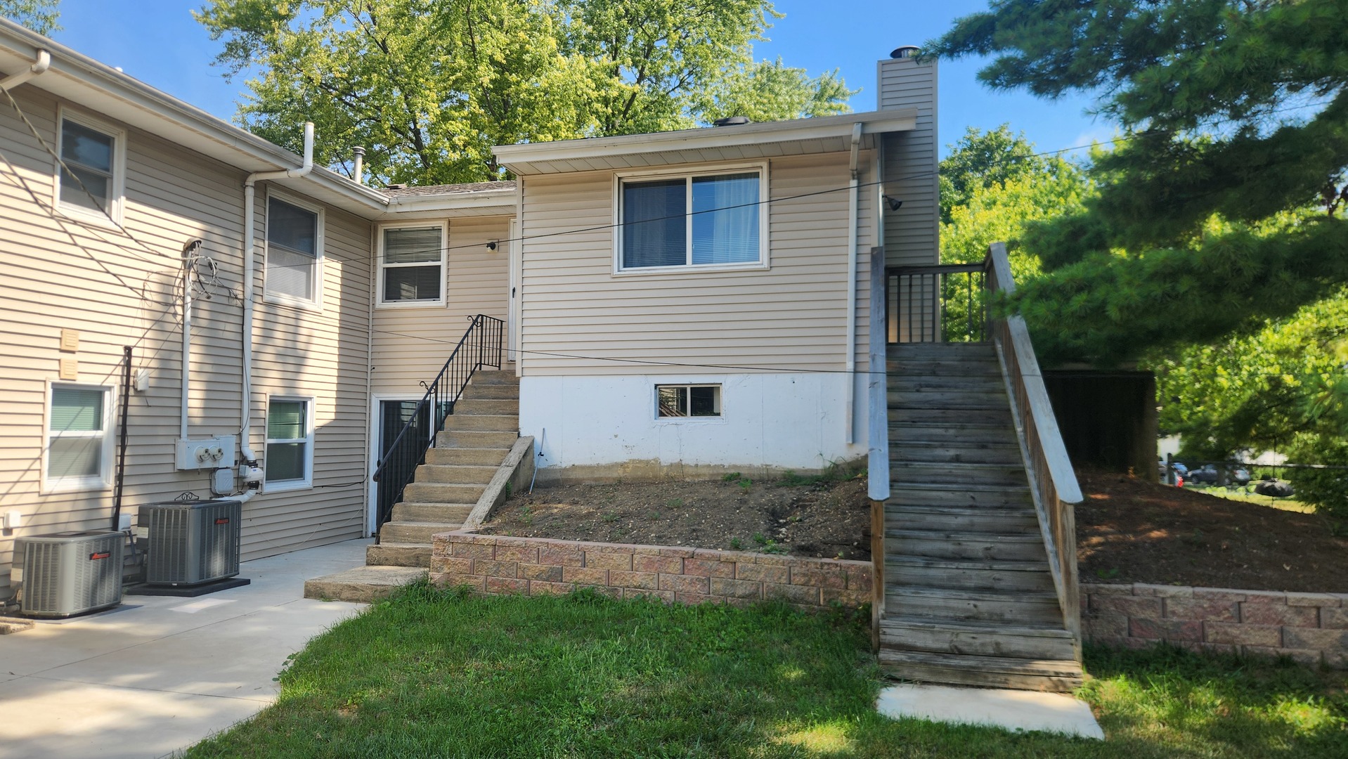 229 Hickory Street Property Photo 23
