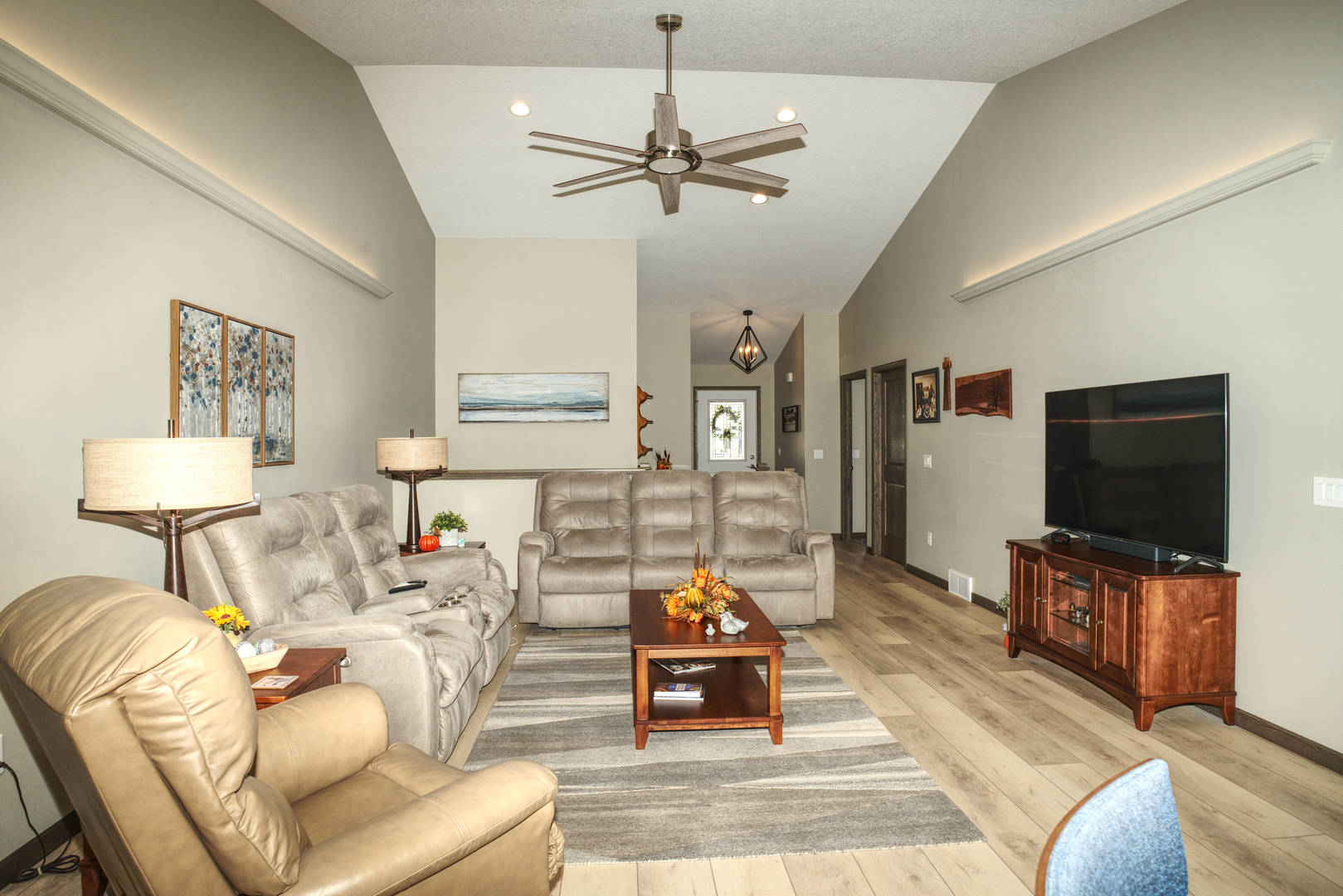 1407 Edens Avenue Property Photo 7
