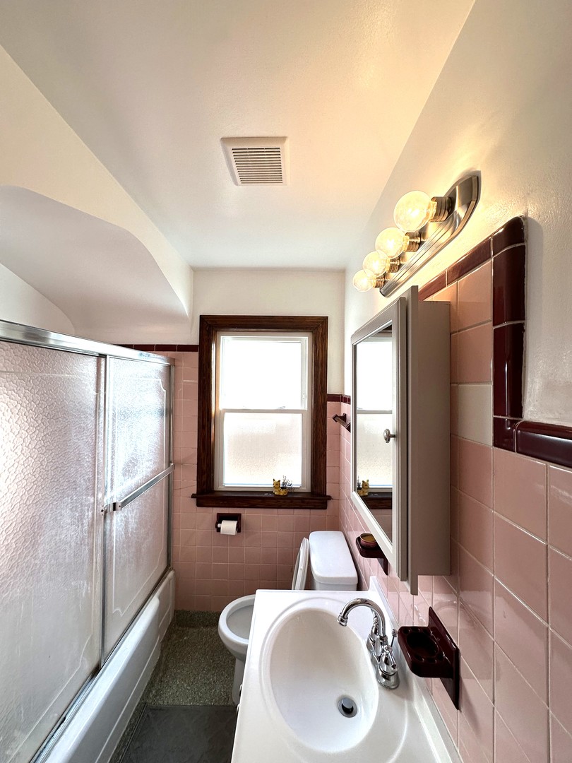 7050 S Maplewood Avenue 2 Property Photo 4