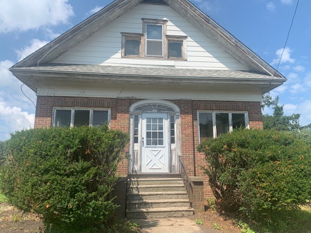 660 Myrtle Avenue Property Photo 1