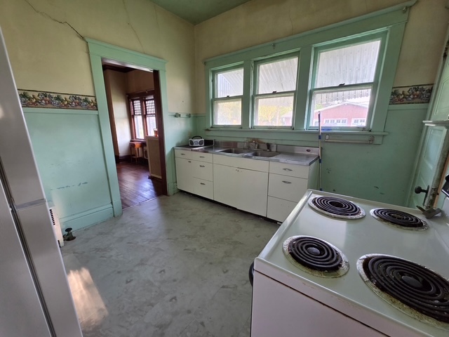 660 Myrtle Avenue Property Photo 49
