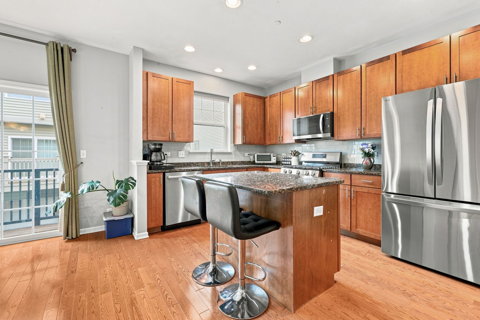 1208 Harding Avenue Property Photo 4