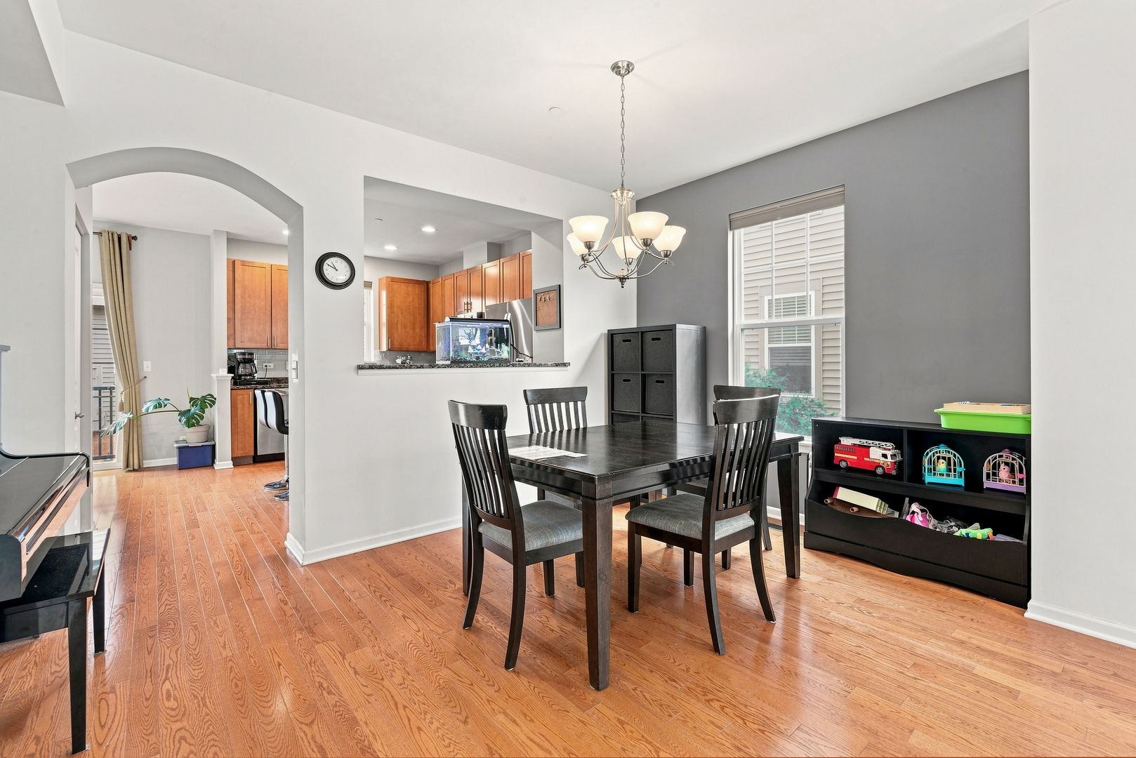 1208 Harding Avenue Property Photo 7