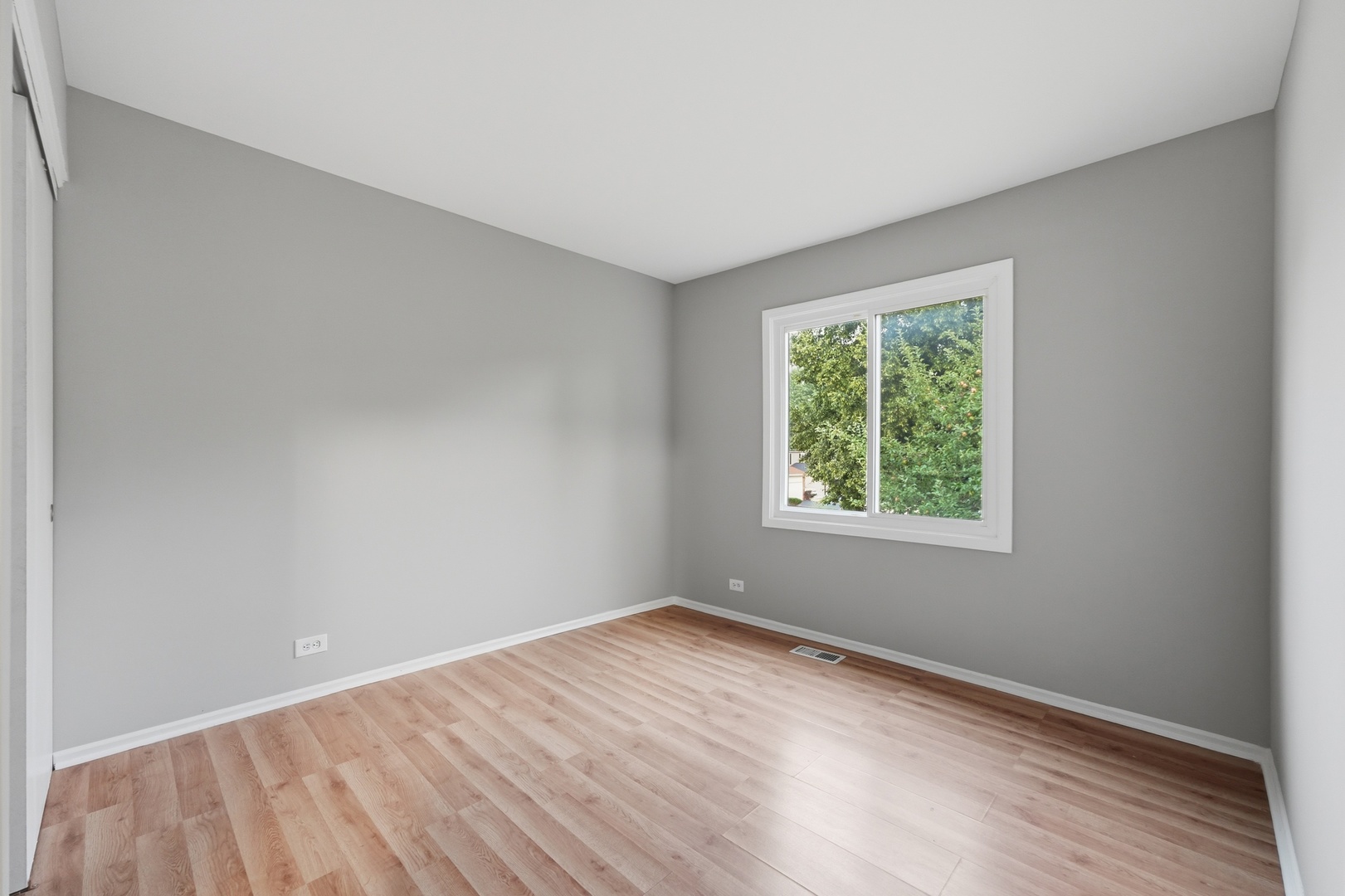 5039 Chambers Drive Property Photo 17