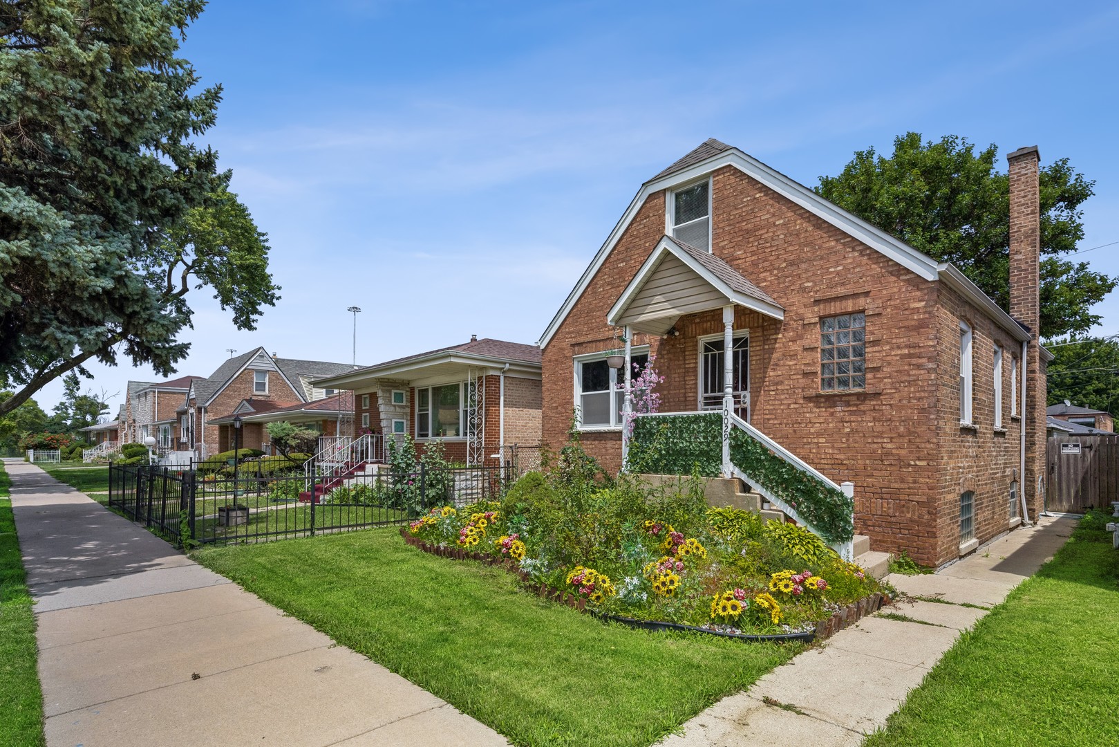 10029 S Indiana Avenue Property Photo 2