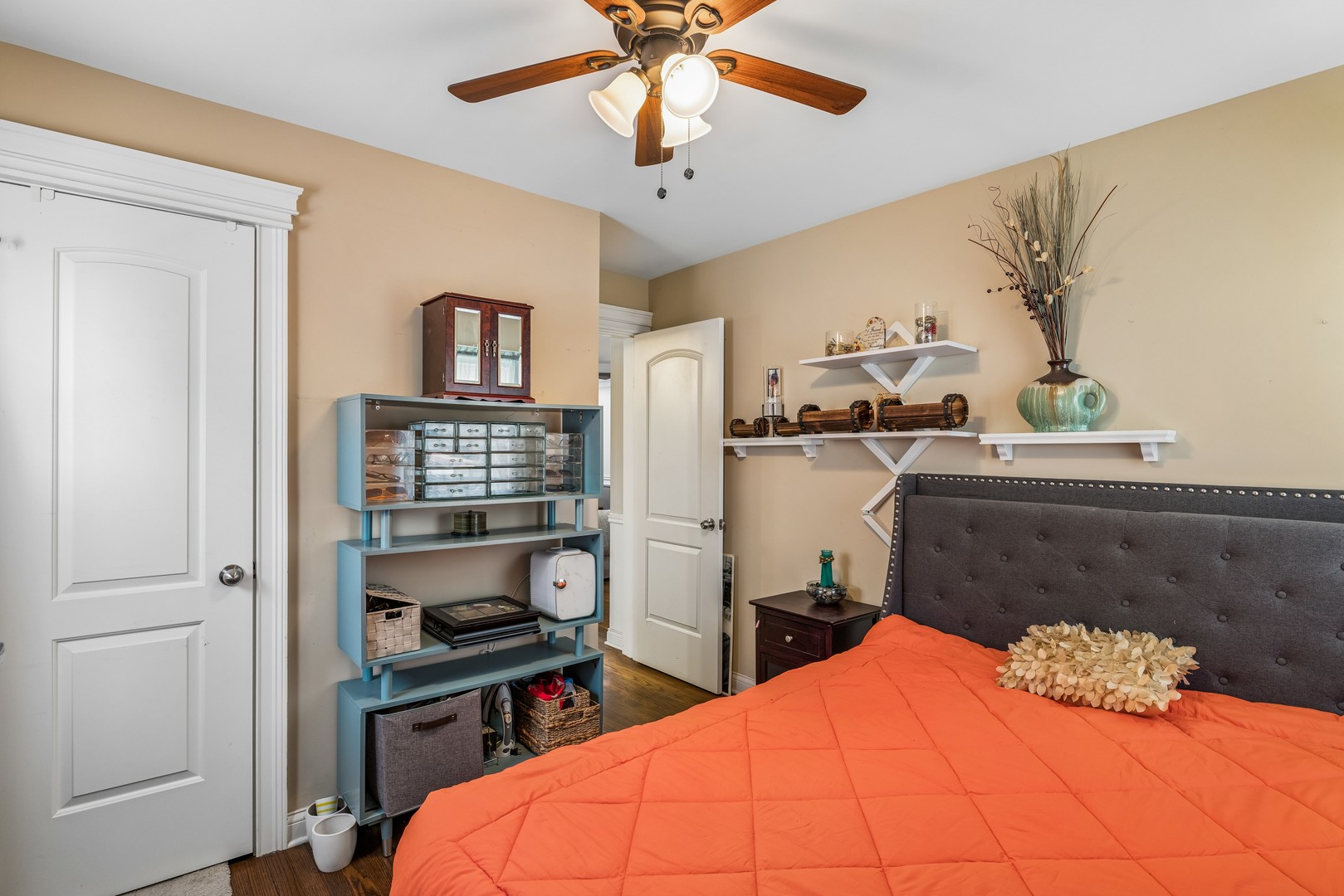 10029 S Indiana Avenue Property Photo 10