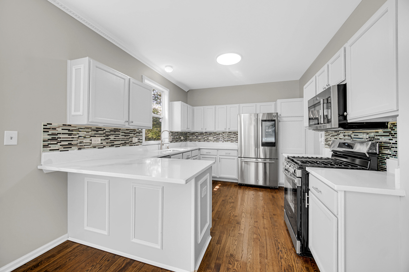 1421 Richmond Lane Property Photo 3