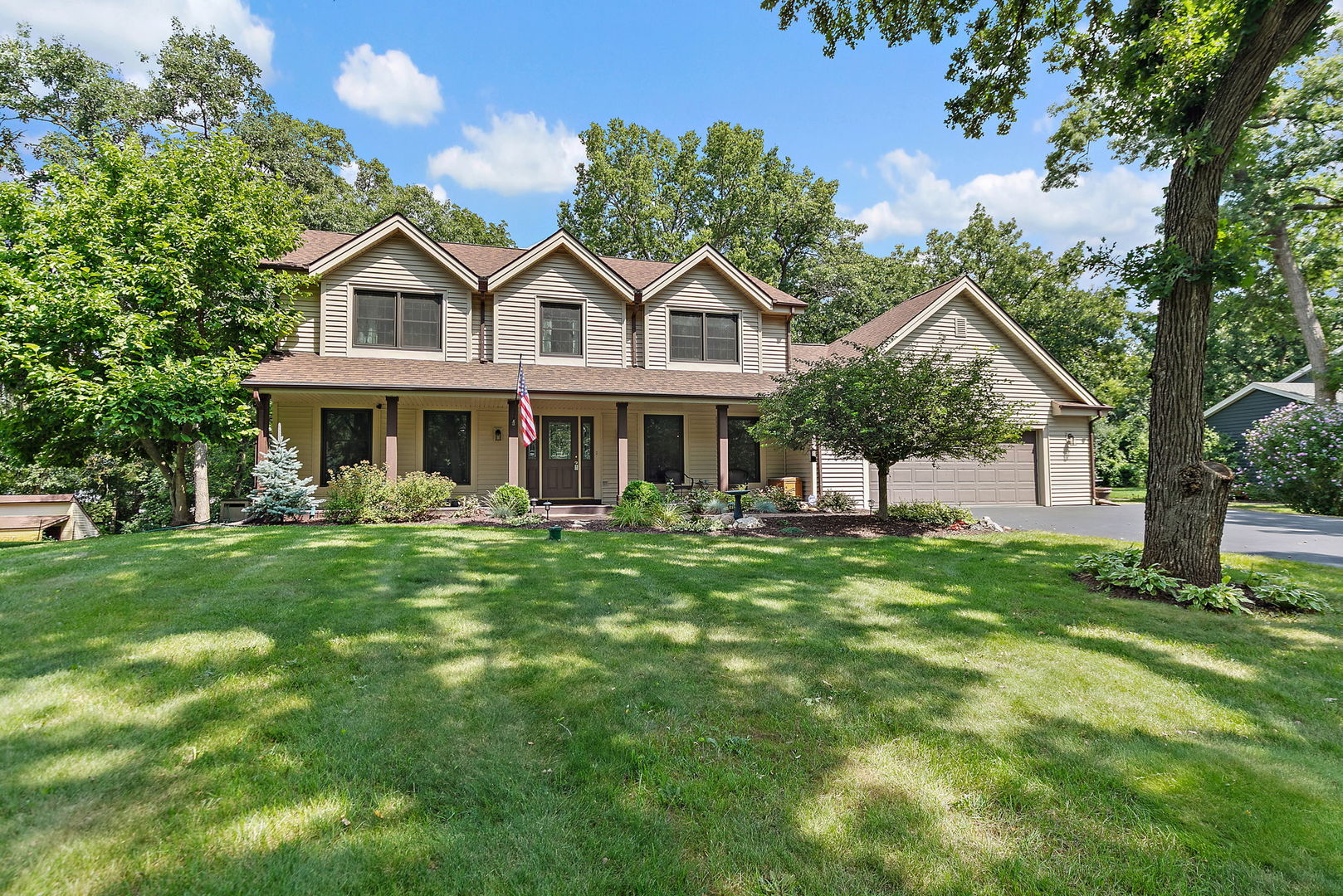 7797 North Gate Road Property Photo 4