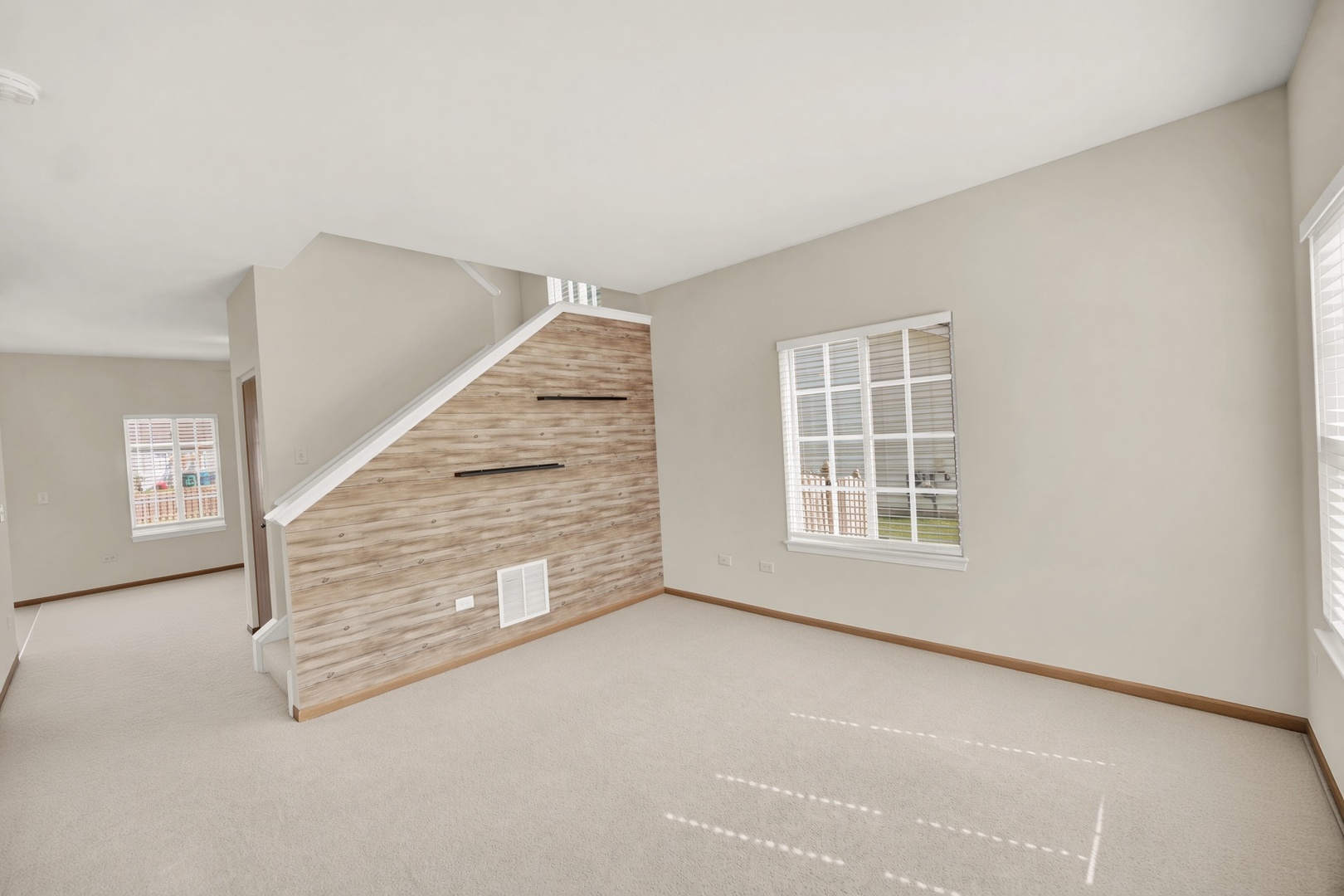 1402 Fabiola Court Property Photo 4