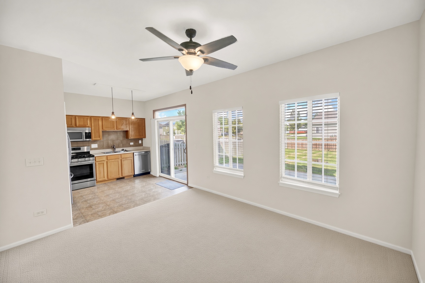 1402 Fabiola Court Property Photo 5