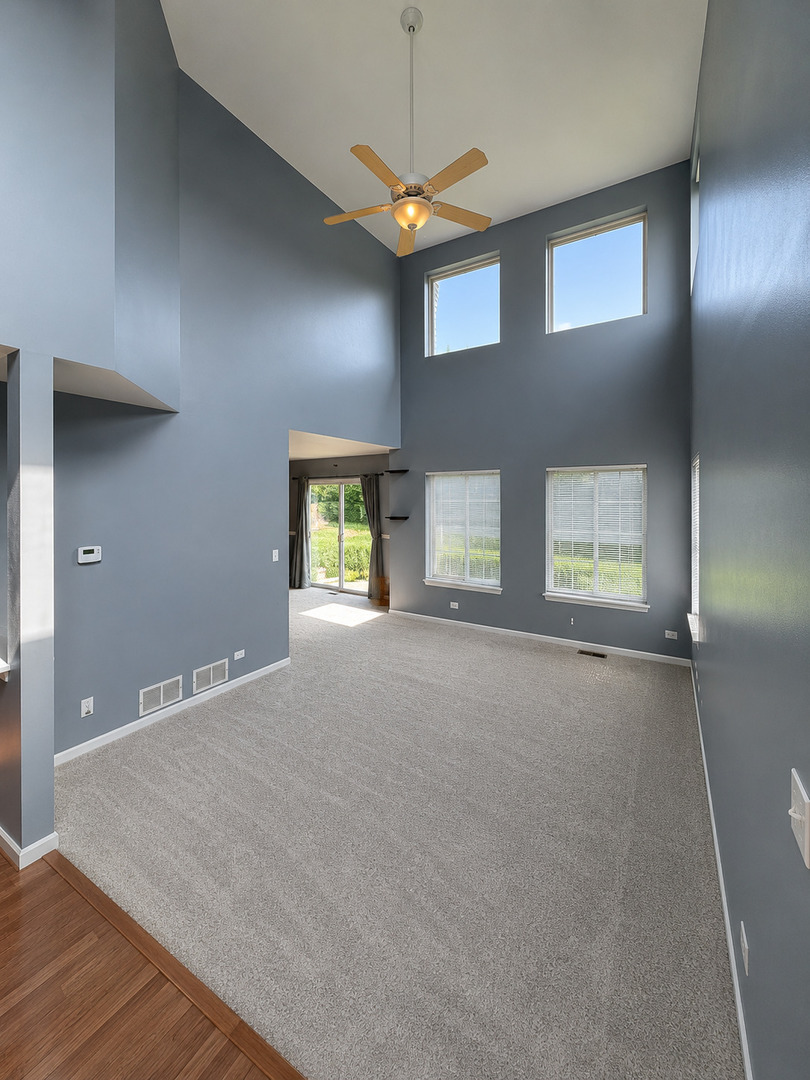 2112 Orchard Lane Property Photo 3