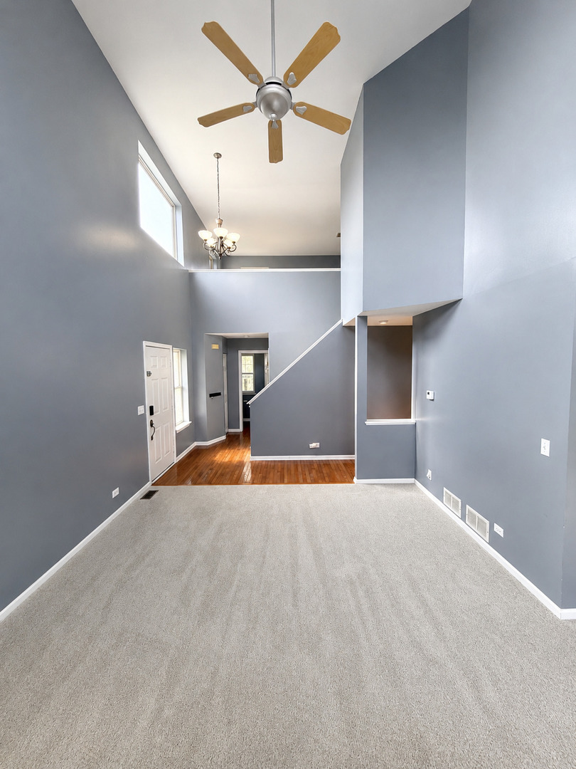 2112 Orchard Lane Property Photo 4