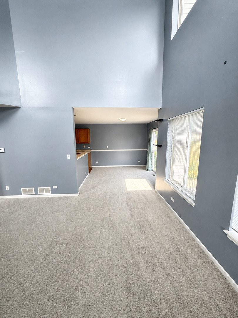2112 Orchard Lane Property Photo 5