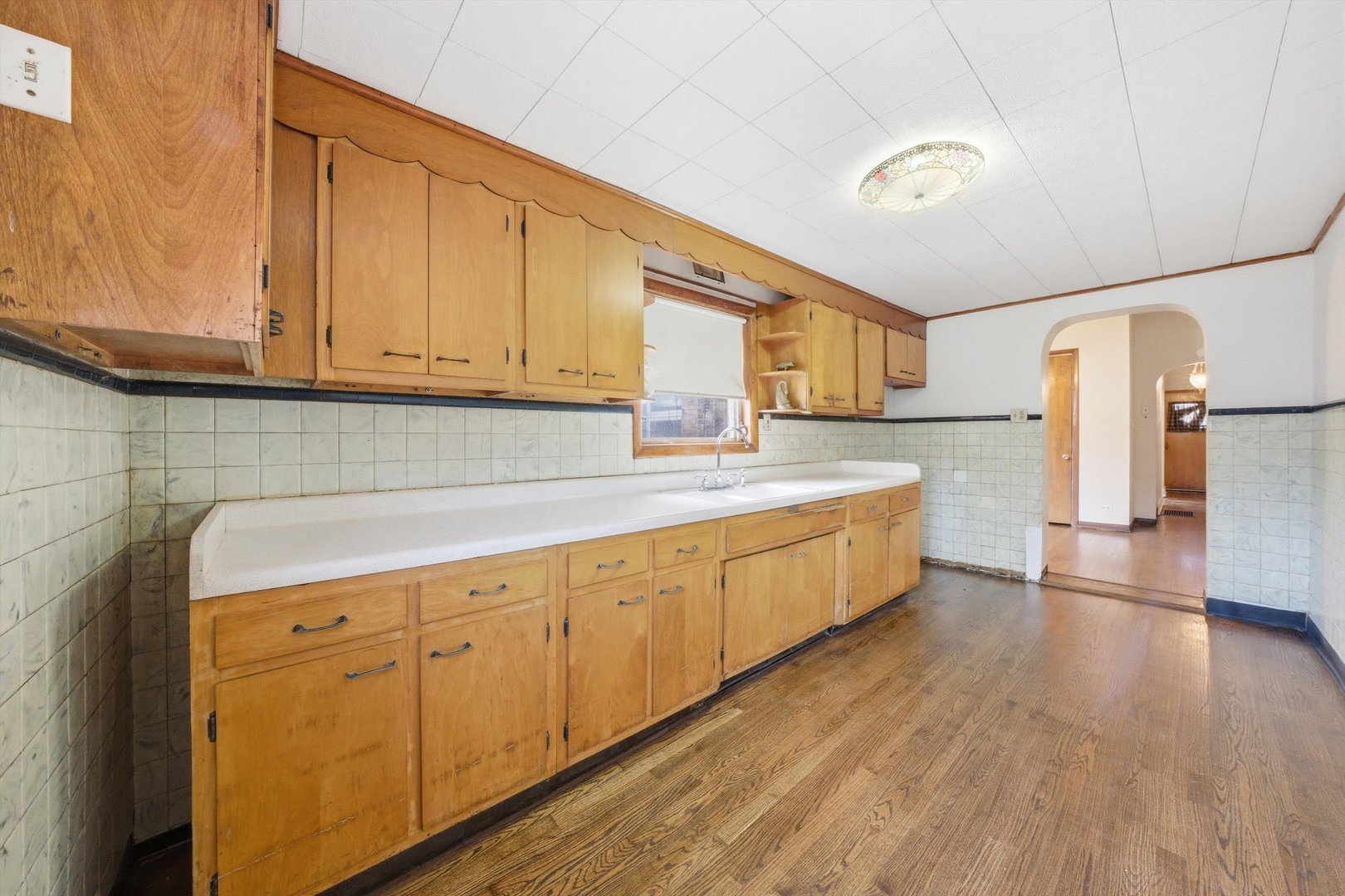 11223 S Forrestville Avenue Property Photo 10