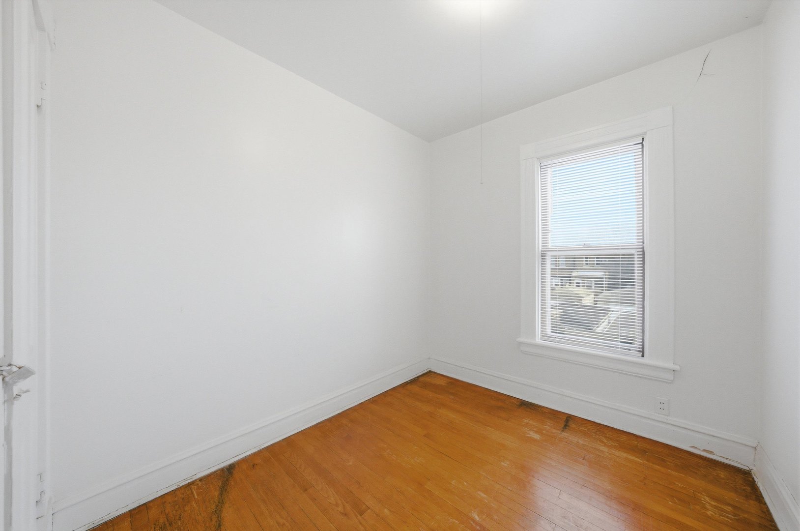 11223 S Forrestville Avenue Property Photo 15