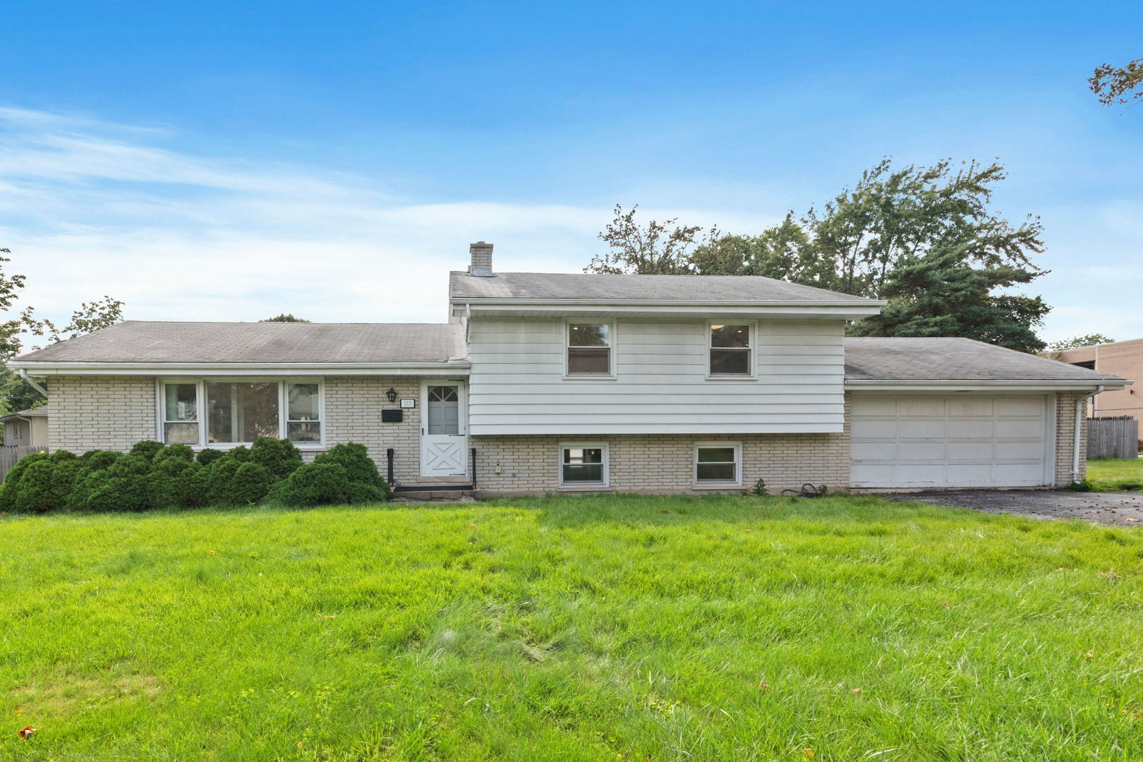 123 Ogden Avenue Property Photo 1