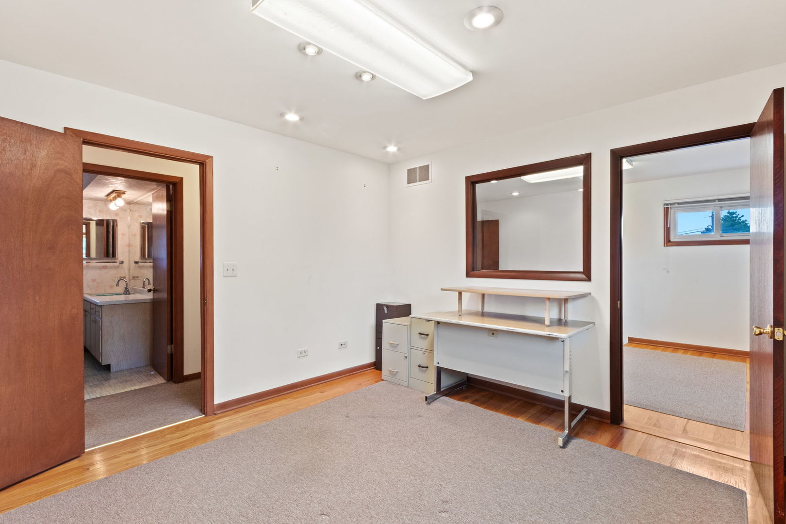123 Ogden Avenue Property Photo 6