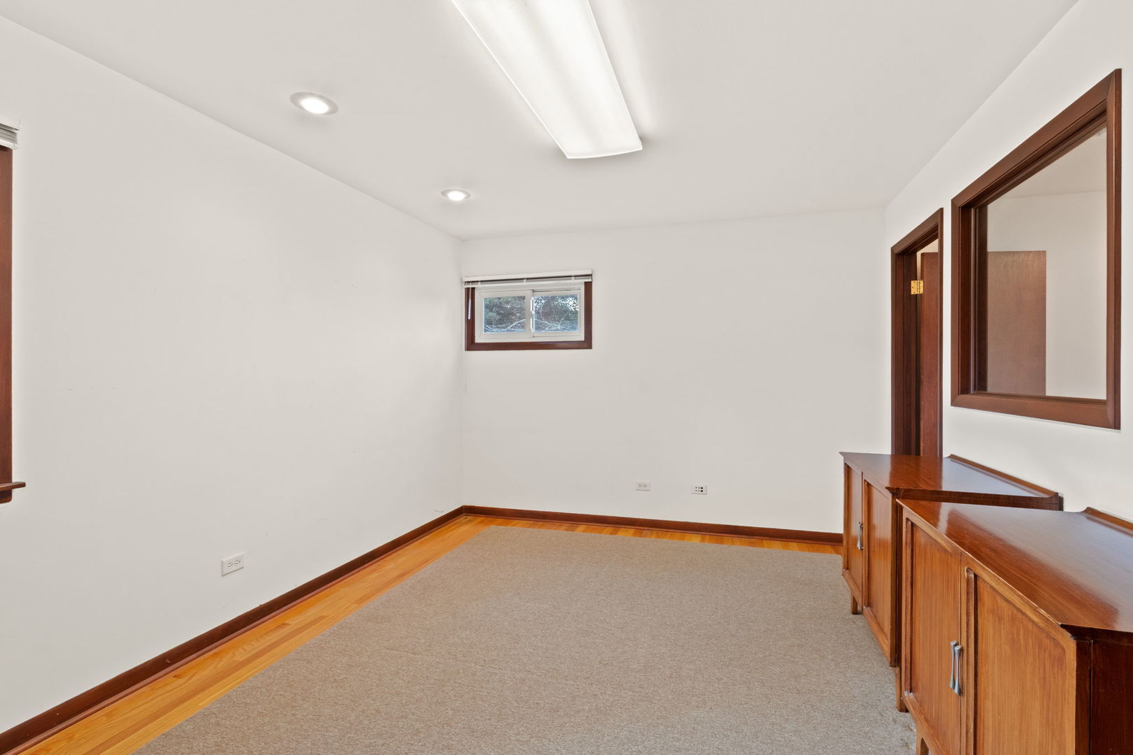 123 Ogden Avenue Property Photo 12
