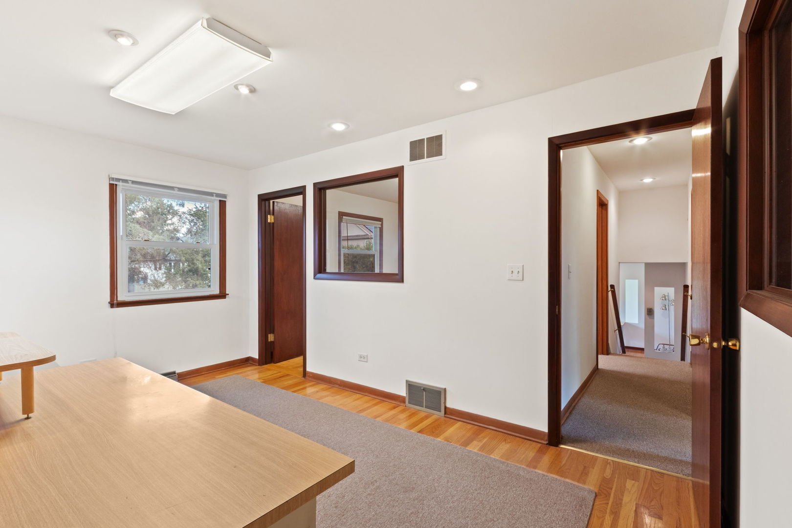 123 Ogden Avenue Property Photo 14