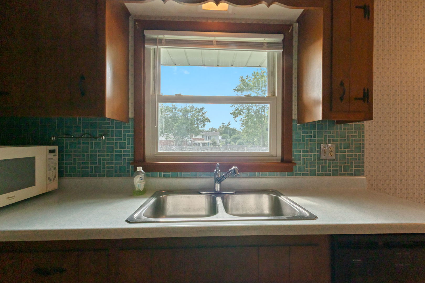 123 Ogden Avenue Property Photo 21