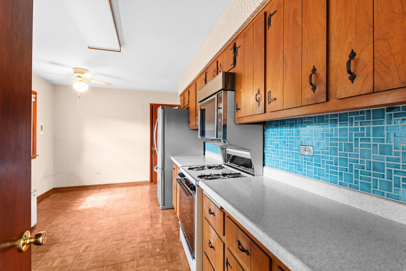 123 Ogden Avenue Property Photo 24