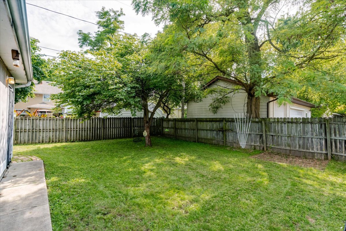 1107 E Washington Street Property Photo 24