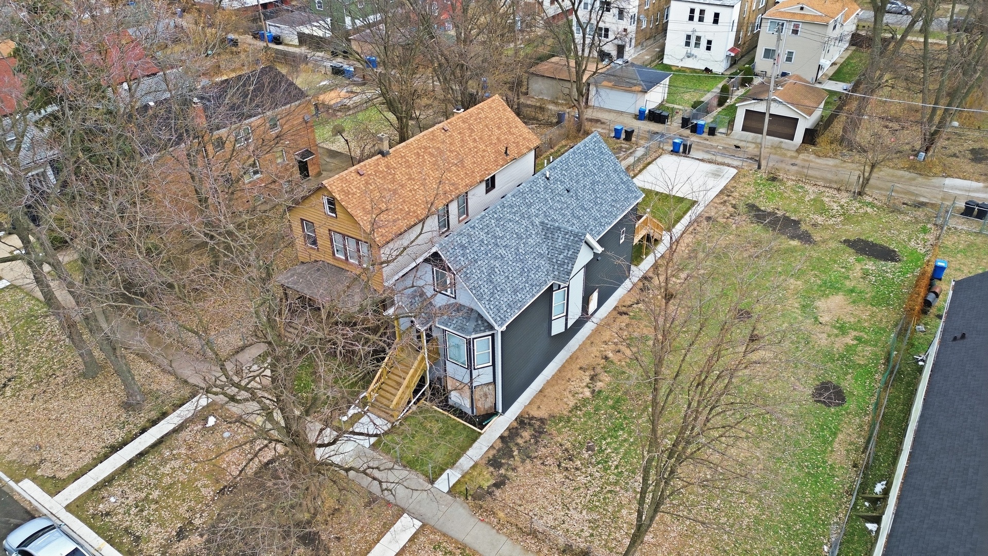 8839 S Colfax Avenue Property Photo 28