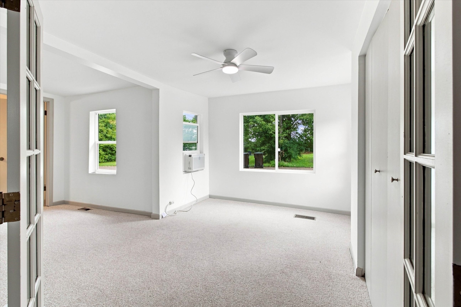 26979 N Ada Street Property Photo 10