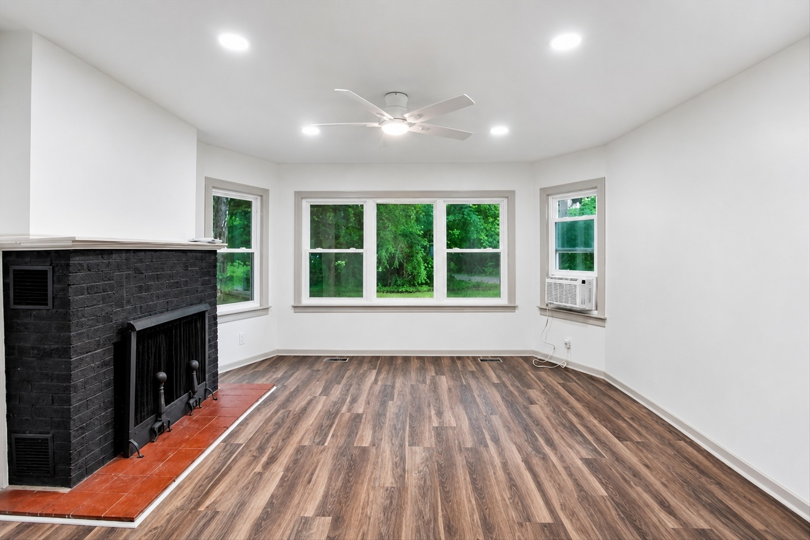 26979 N Ada Street Property Photo 16