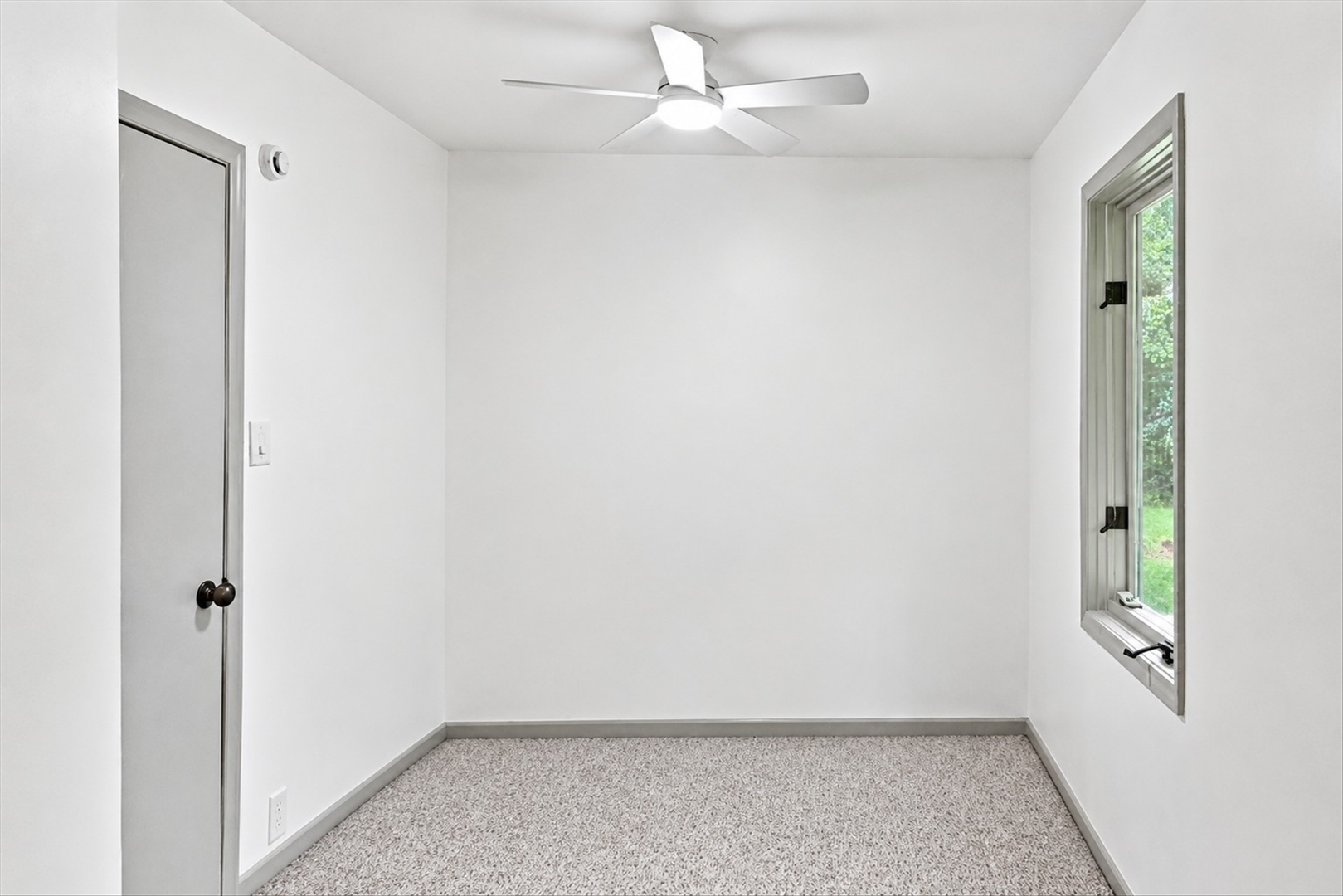 26979 N Ada Street Property Photo 20