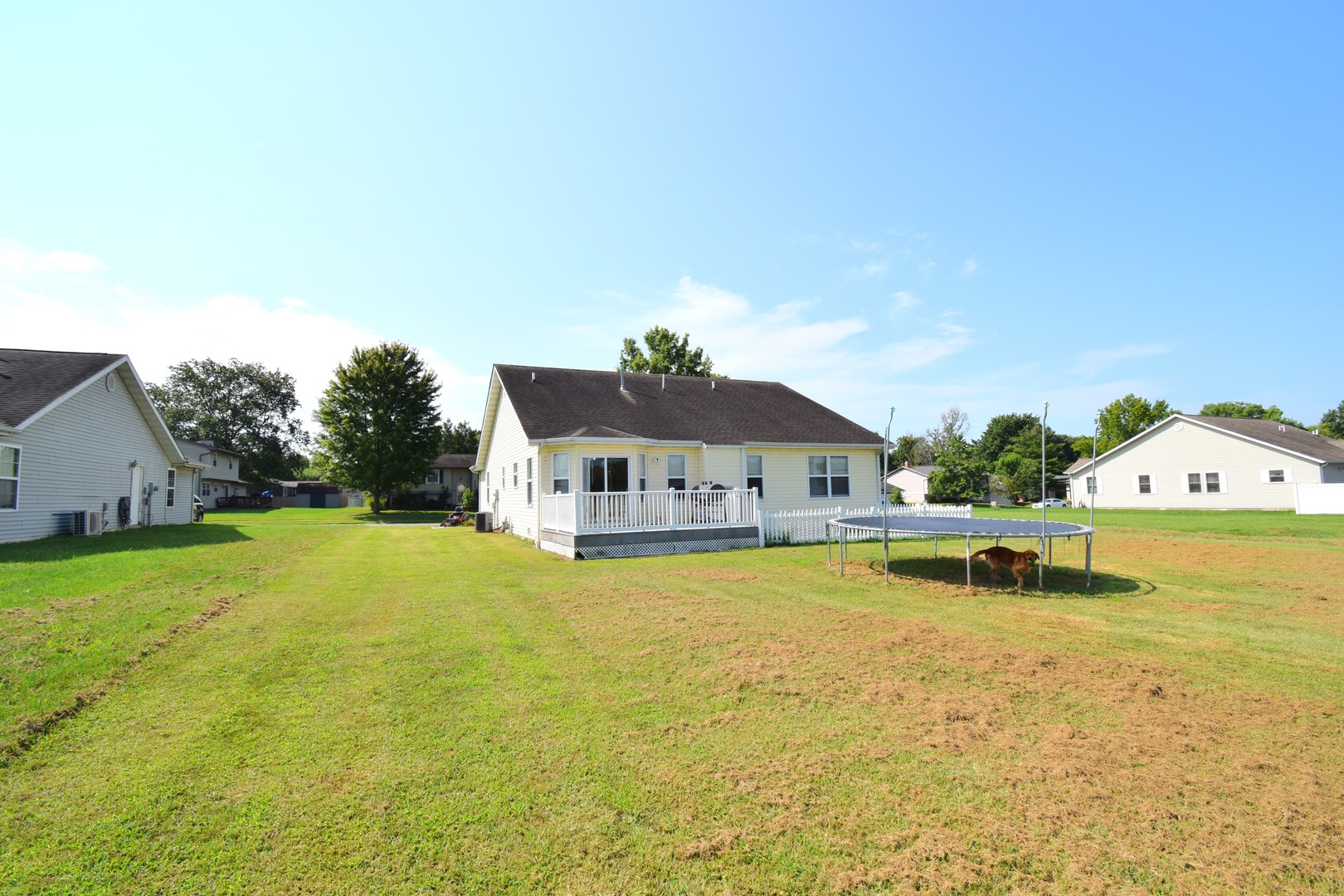 4304 Woodglen Lane Property Photo 4
