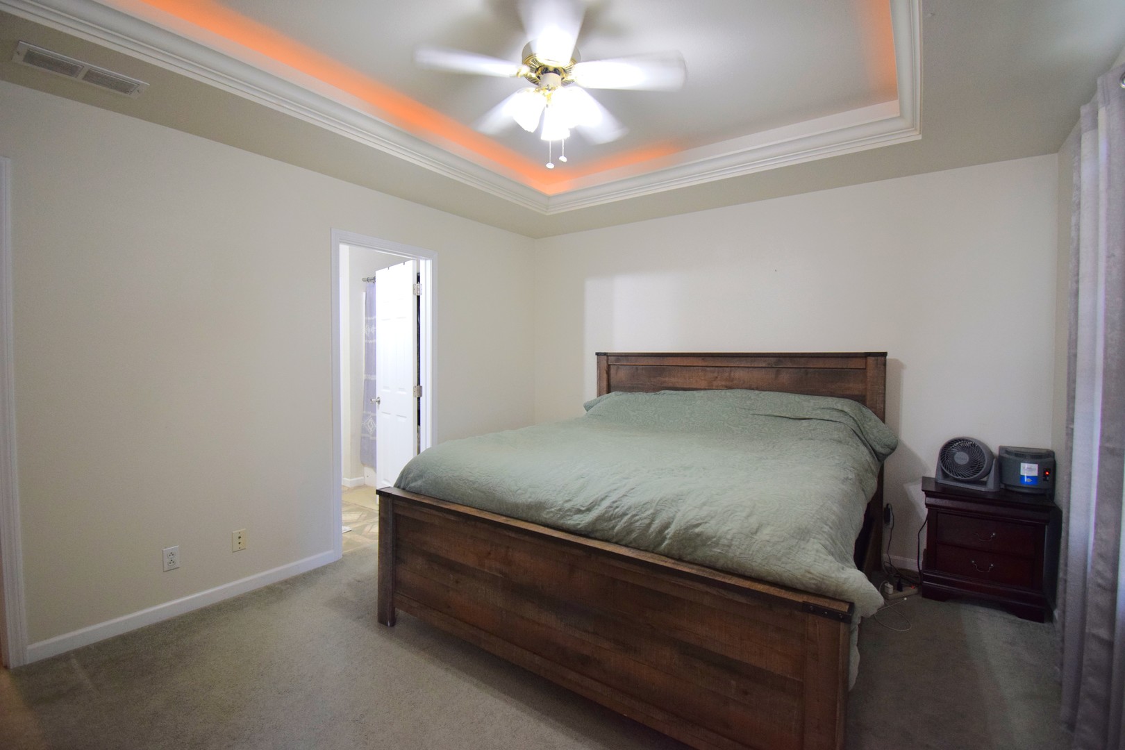 4304 Woodglen Lane Property Photo 13