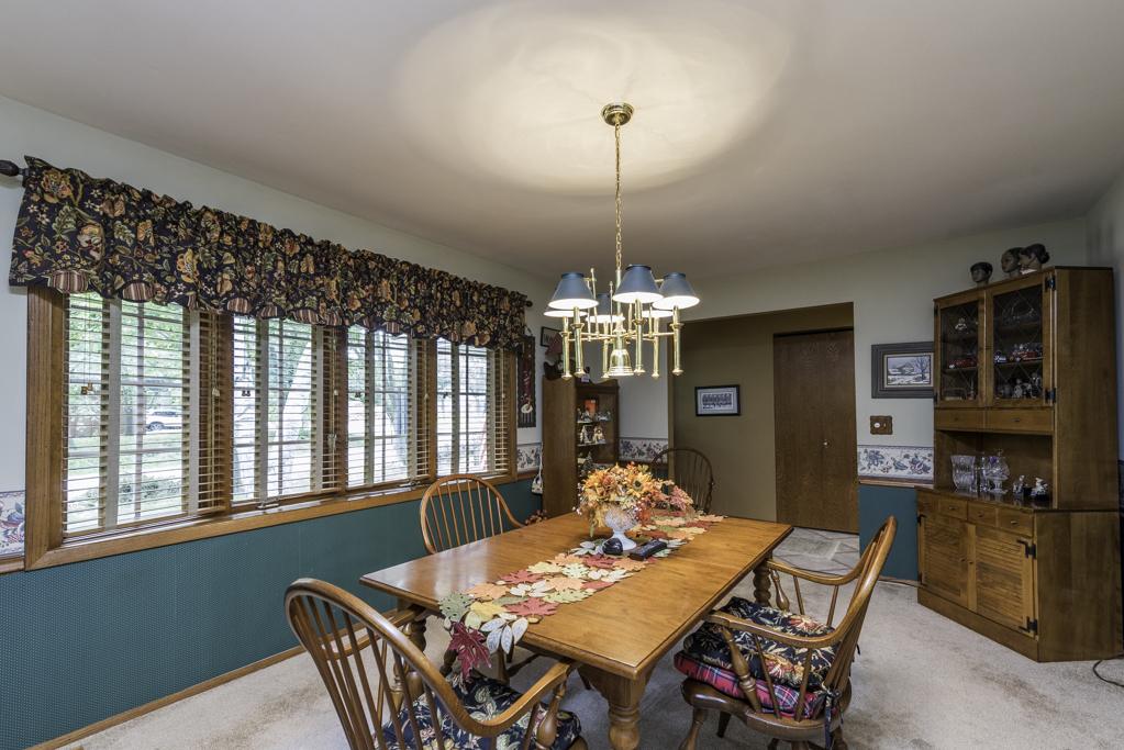 9816 W Oak Forest Drive Property Photo 7