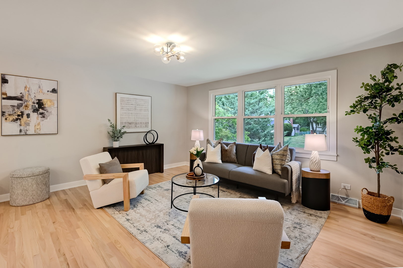 1030 71st Street Property Photo 4