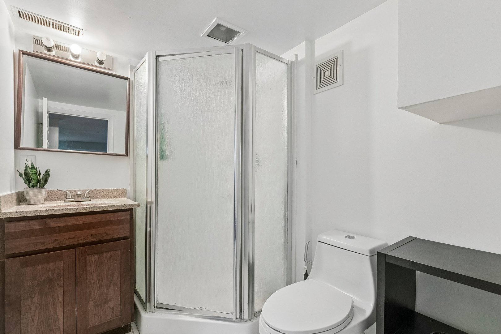875 Larkdale Row Property Photo 25