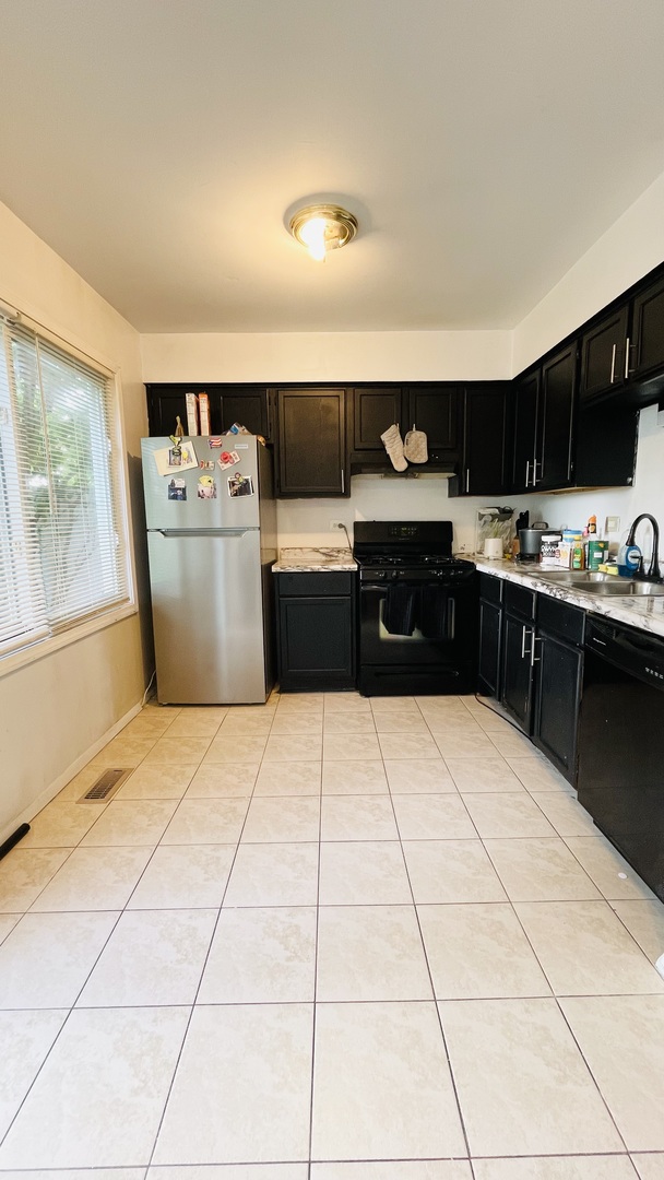 2223 Windsor Lane Property Photo 7