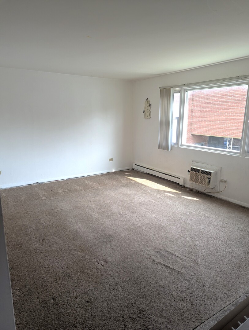 411 N Hicks Road Property Photo 10