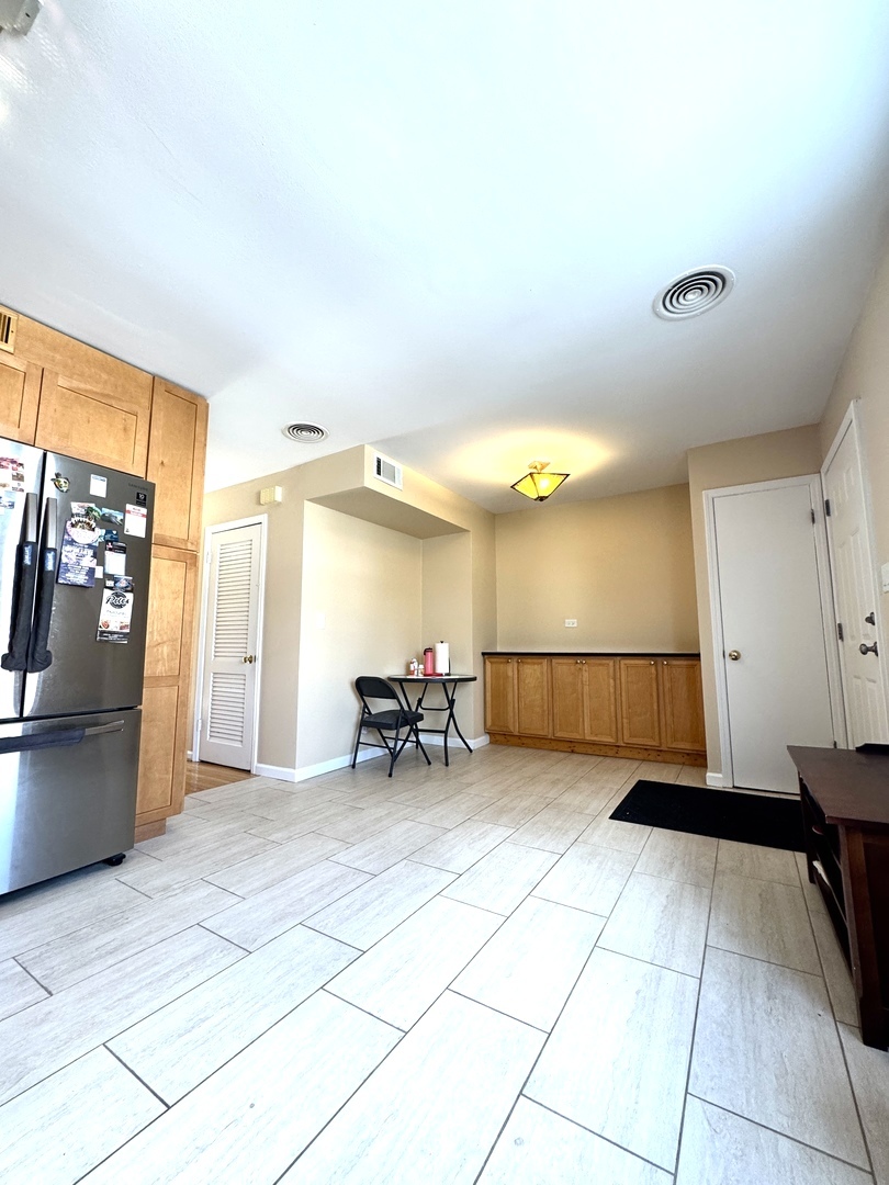 4035 N Keystone Avenue Property Photo 12
