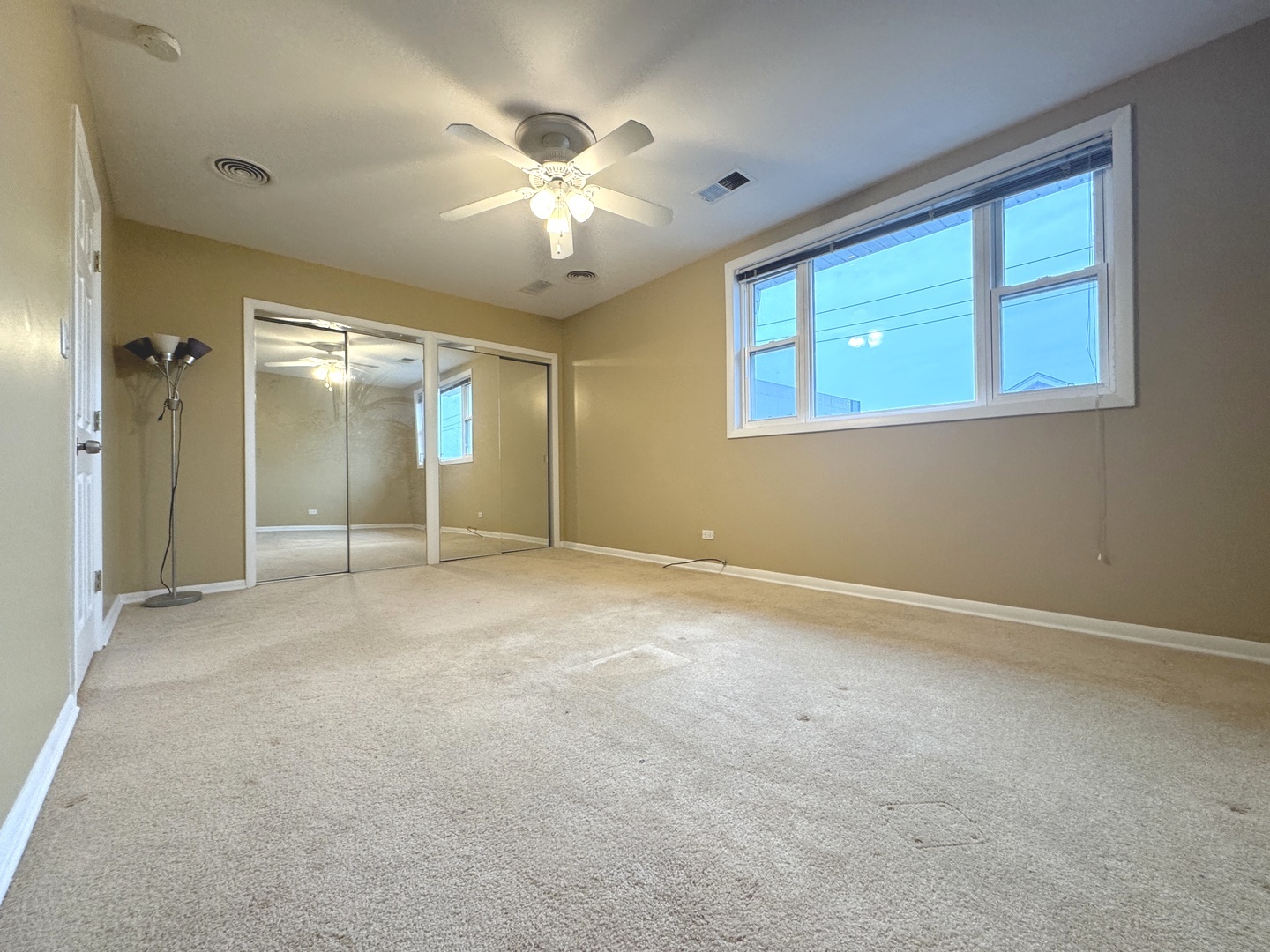 4035 N Keystone Avenue Property Photo 17