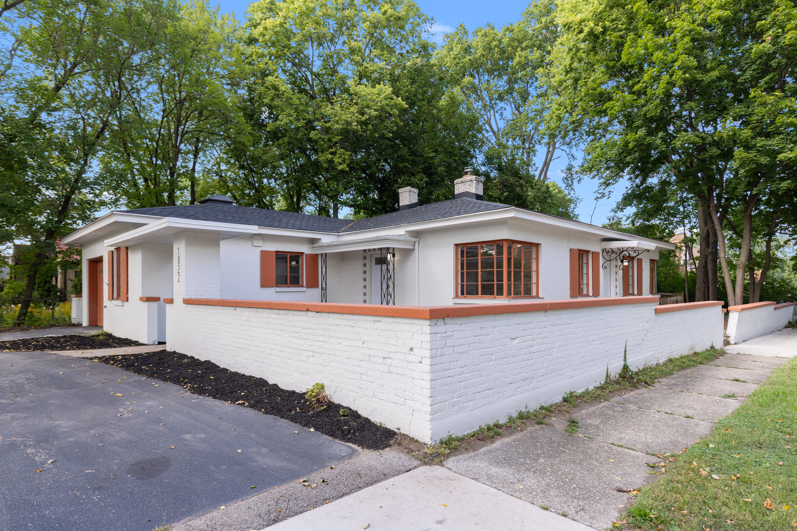 1822 E State Street Property Photo 20