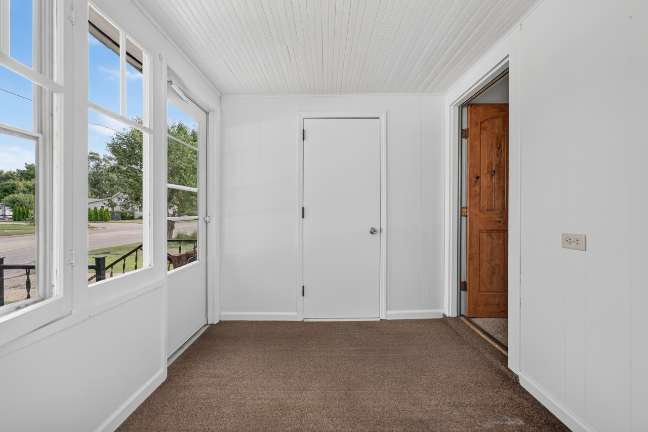 11275 Us Route 20 Highway Property Photo 5