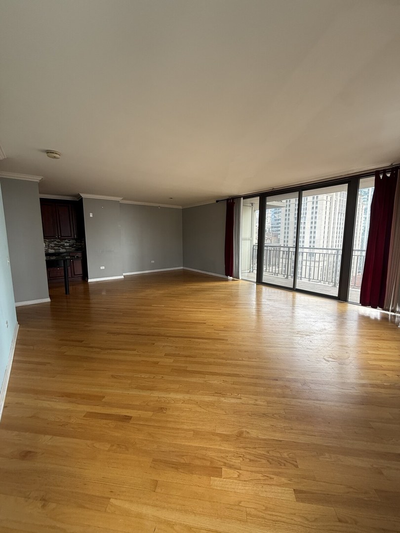 630 N State Street 1808 Property Photo 7