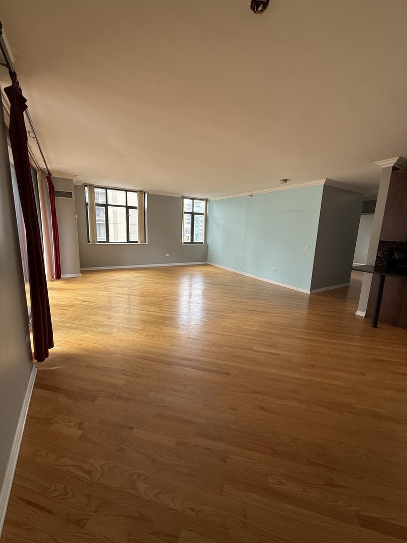 630 N State Street 1808 Property Photo 8