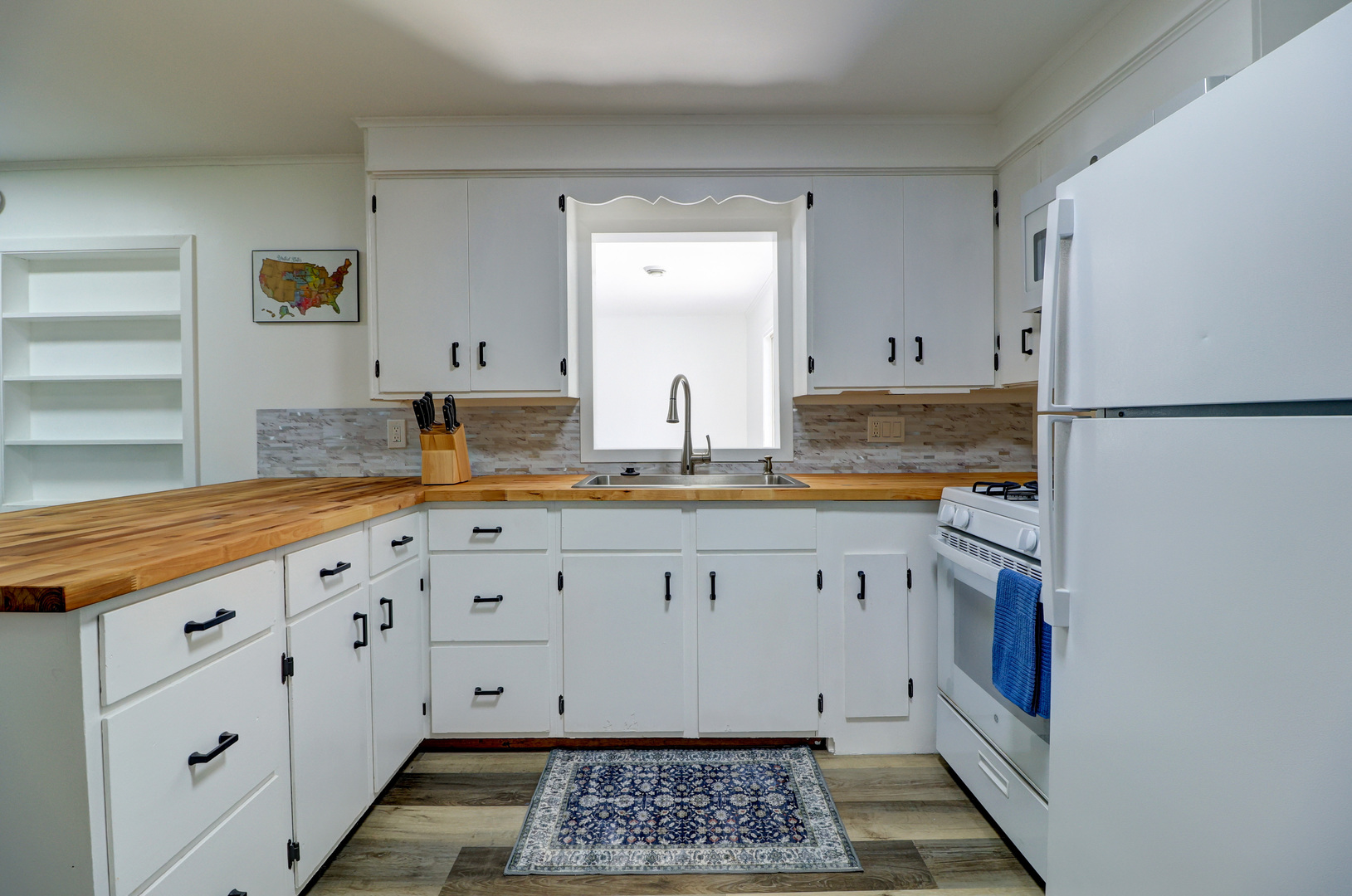 306 8th Avenue Property Photo 13