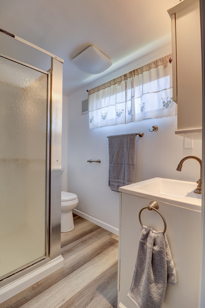 306 8th Avenue Property Photo 14