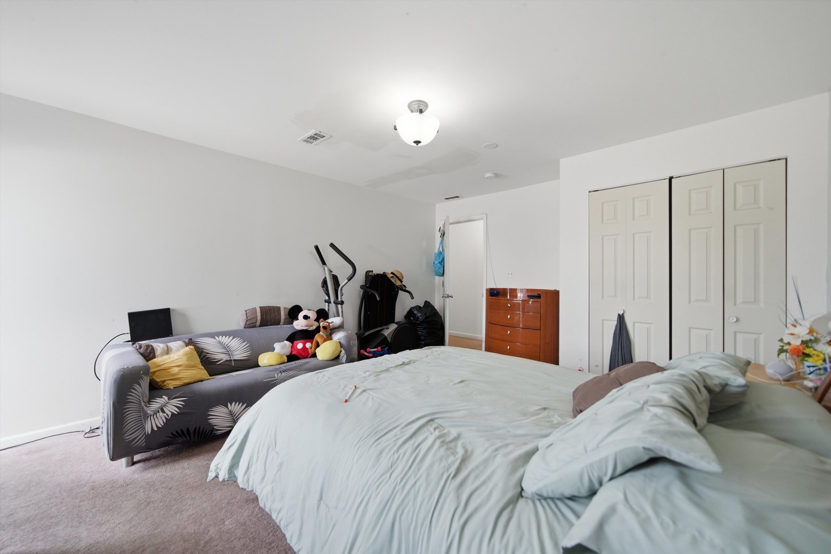307 E North Avenue Property Photo 11